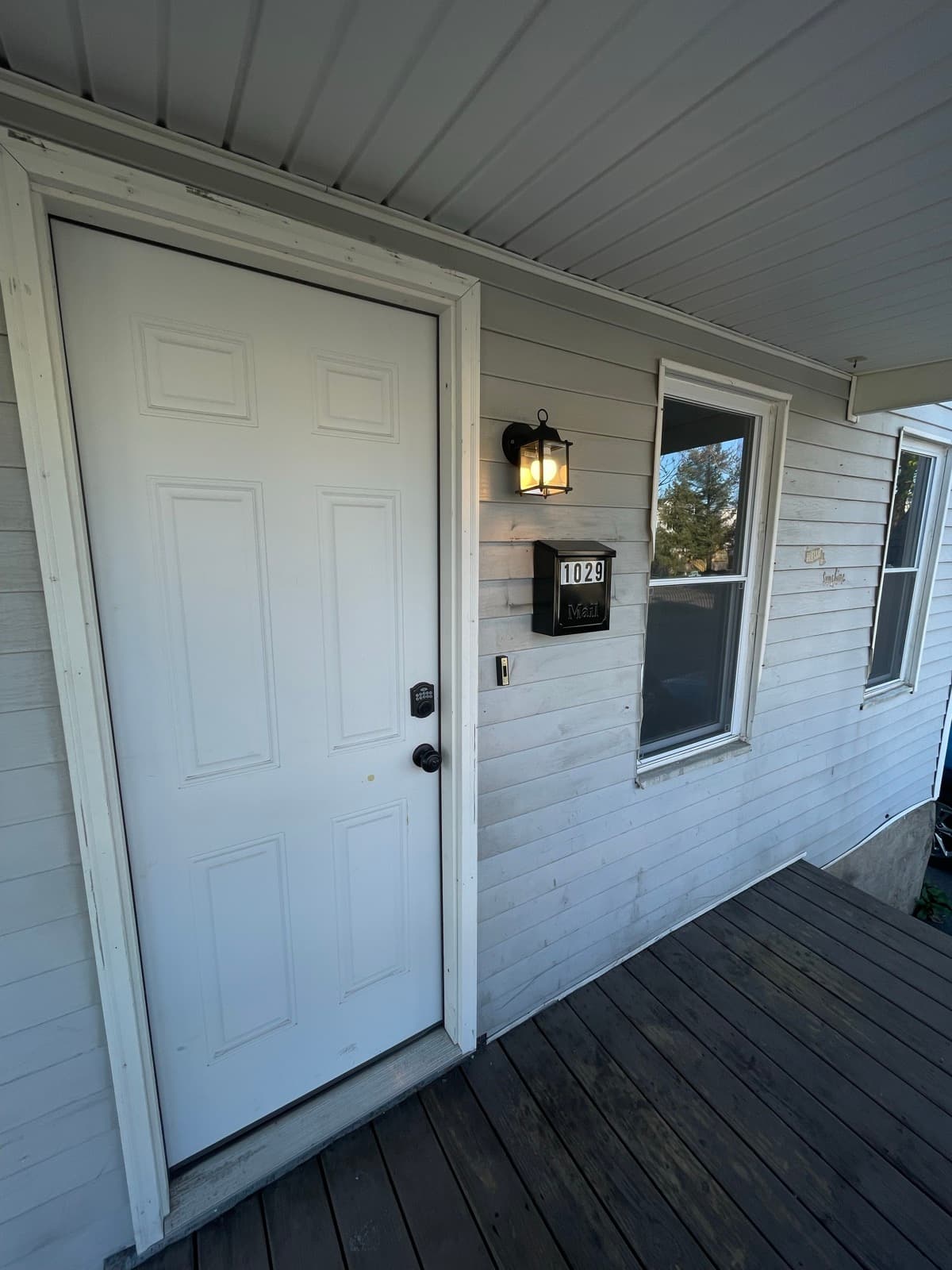 Completed renovation at 1027-1029 Grant Ct, Dickson City PA